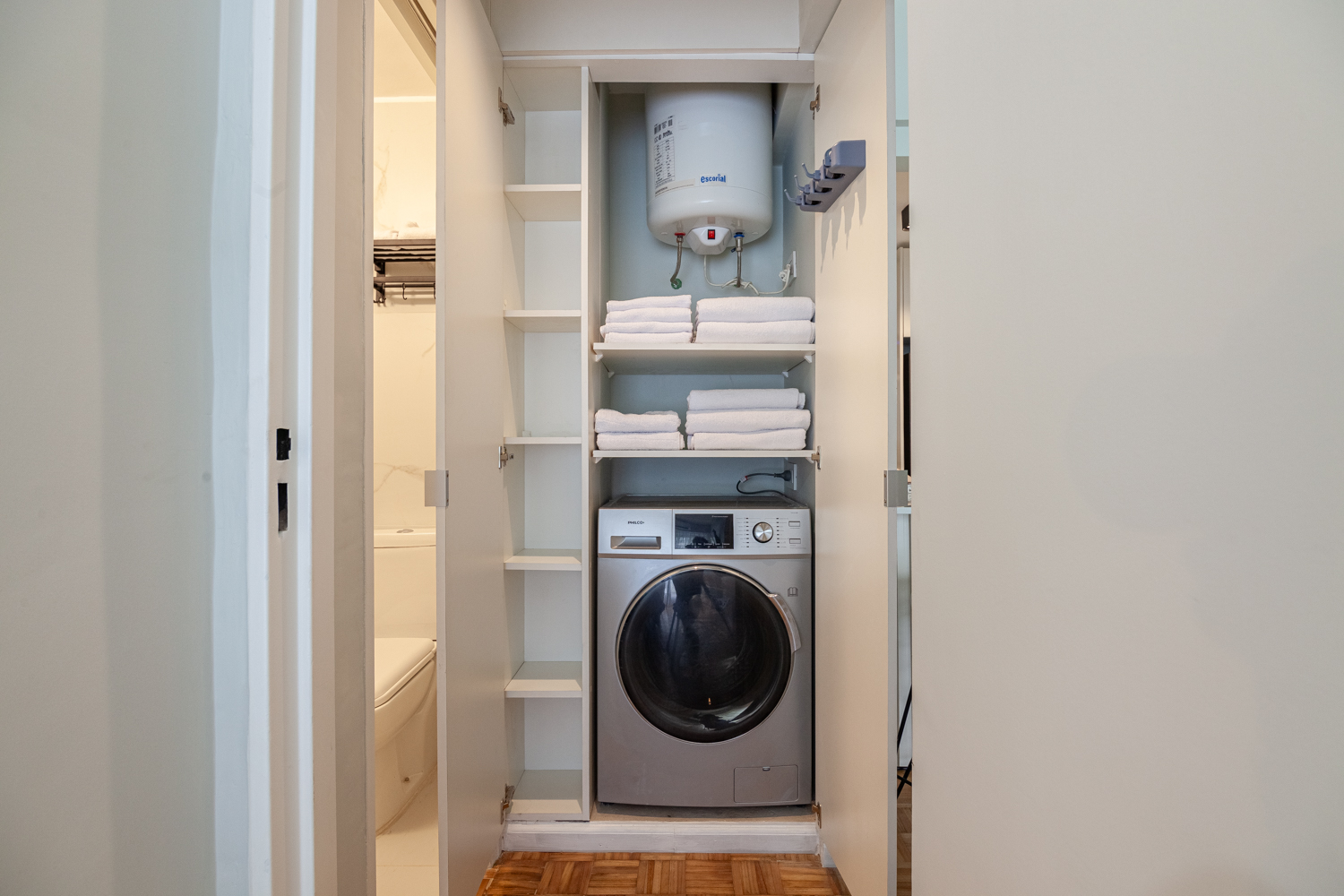 Short-term rental Buenos Aires, Argentina. Apartment with dryer/washer machine in unit